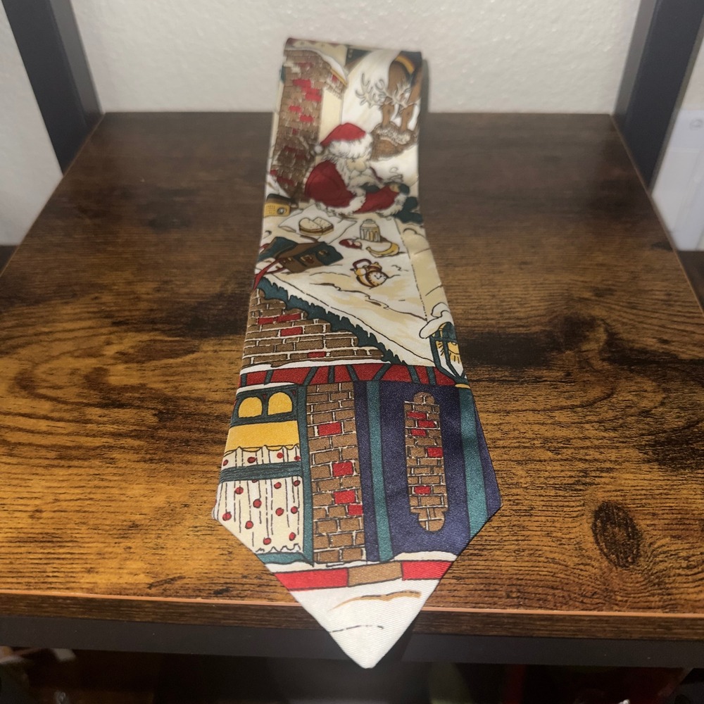 Woodward Mens Christmas Tie Santa Claus Reindeer Rooftop Scene Navy Blue Cream